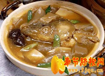 鱼头豆腐汤 菜谱图片
